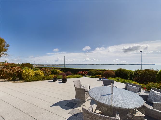 9 Carrigeenlea, Cliff Road, Tramore, Waterford