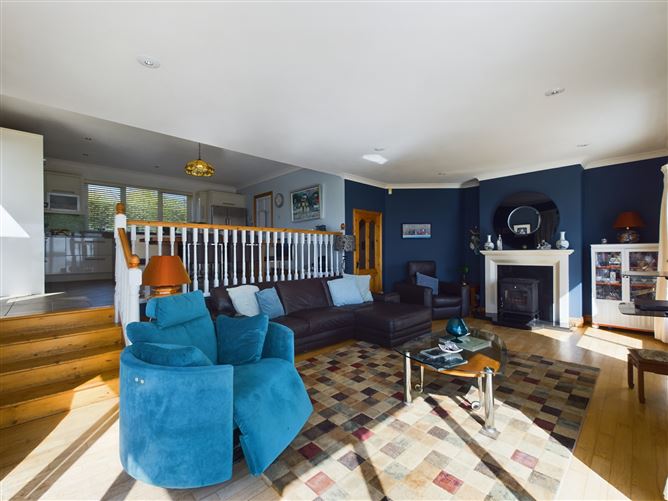 9 Carrigeenlea, Cliff Road, Tramore, Waterford
