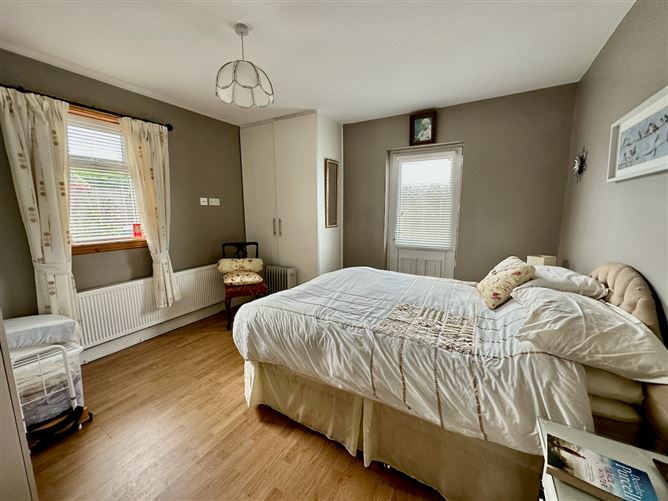 15 Hillcourt Drive, Cobh, Cobh, Cork