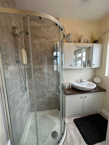 15 Hillcourt Drive, Cobh, Cobh, Cork