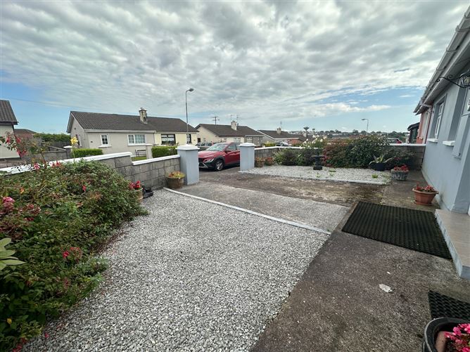 15 Hillcourt Drive, Cobh, Cobh, Cork