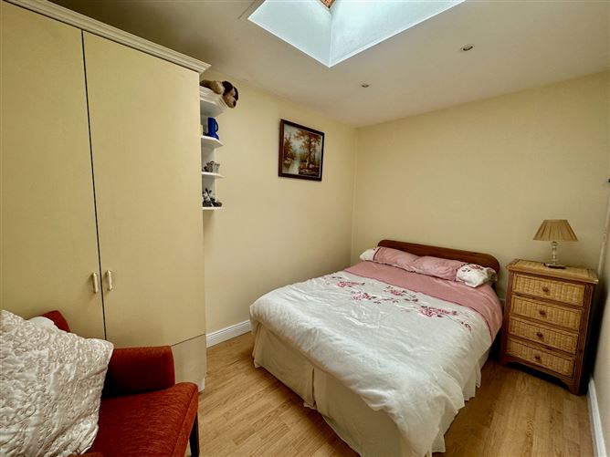 15 Hillcourt Drive, Cobh, Cobh, Cork