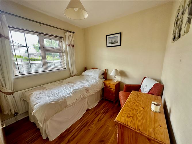 15 Hillcourt Drive, Cobh, Cobh, Cork