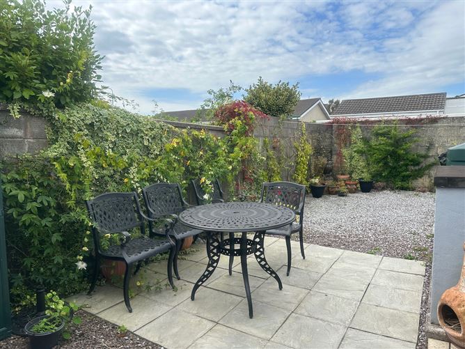 15 Hillcourt Drive, Cobh, Cobh, Cork