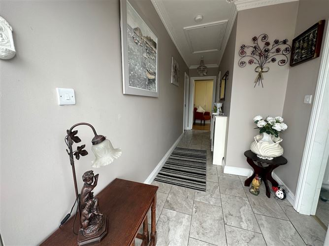 15 Hillcourt Drive, Cobh, Cobh, Cork