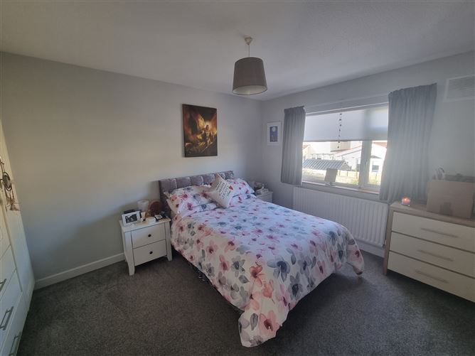30 Templeroan Grove, Rathfarnham, Dublin 16