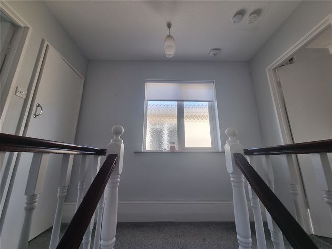 30 Templeroan Grove, Rathfarnham, Dublin 16