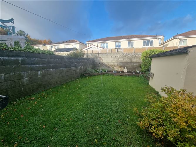 30 Templeroan Grove, Rathfarnham, Dublin 16