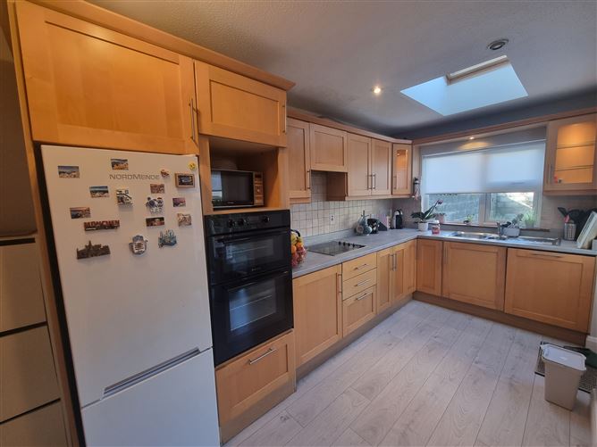 30 Templeroan Grove, Rathfarnham, Dublin 16