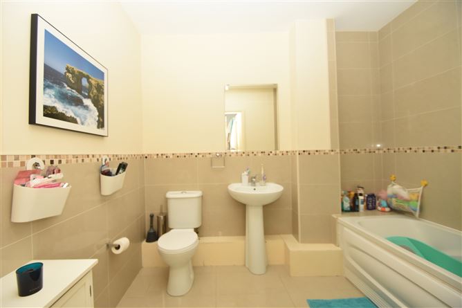 30 Doonbeg House, Clarehall, Dublin 17