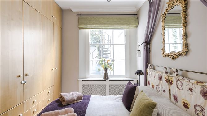 Peace In Pimlico,London,Greater London,United Kingdom