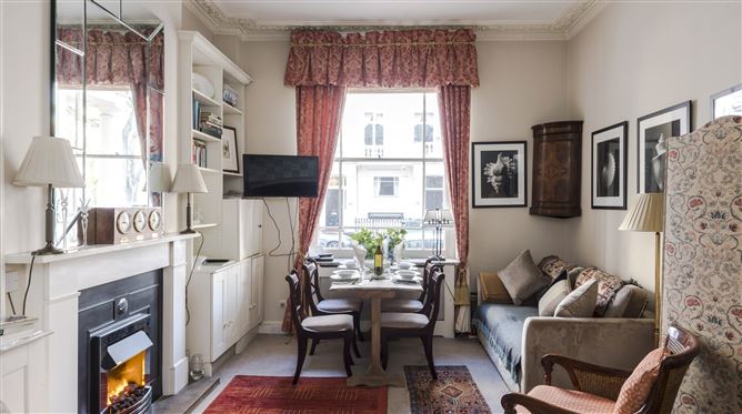 Peace In Pimlico,London,Greater London,United Kingdom