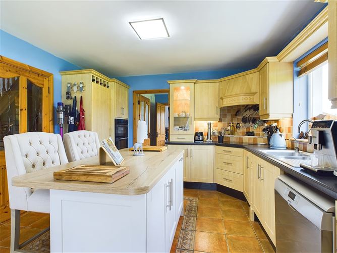 4 West Coast View, Annagh, Miltown Malbay, Co. Clare.