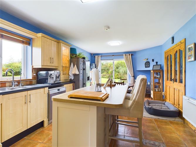 4 West Coast View, Annagh, Miltown Malbay, Co. Clare.