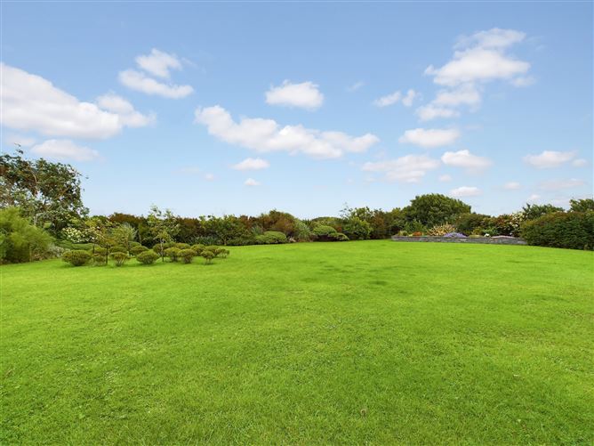 4 West Coast View, Annagh, Miltown Malbay, Co. Clare.