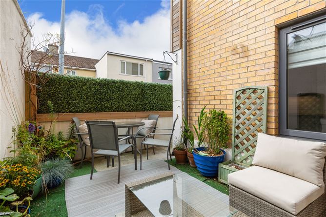 1 Brock Hall, Brocks Lane, Dun Laoghaire, Co. Dublin