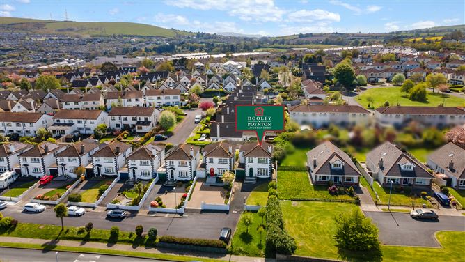 https://photos-a.propertyimages.ie/media/3/8/3/4966383/823cc474-54dc-46f6-9c60-e2d9a0e8f812_l.jpg
