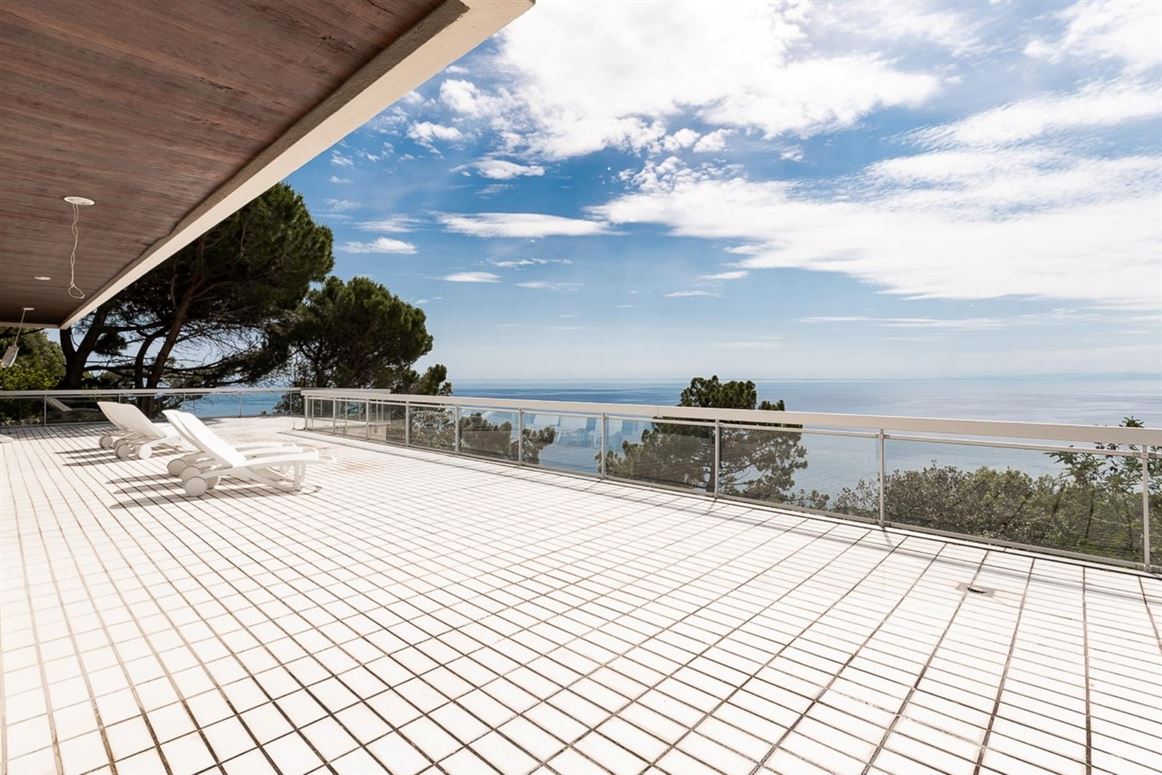 Opalescent Retreat,Moneglia, Liguria, Italy