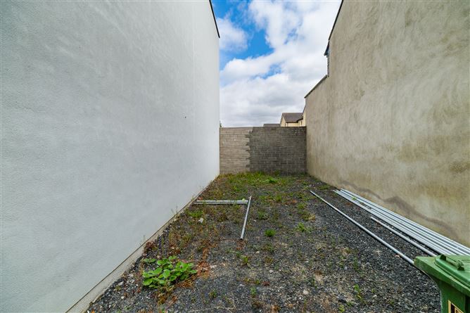 Photo 24 of 30 — Main Street, Monasterevin, Kildare