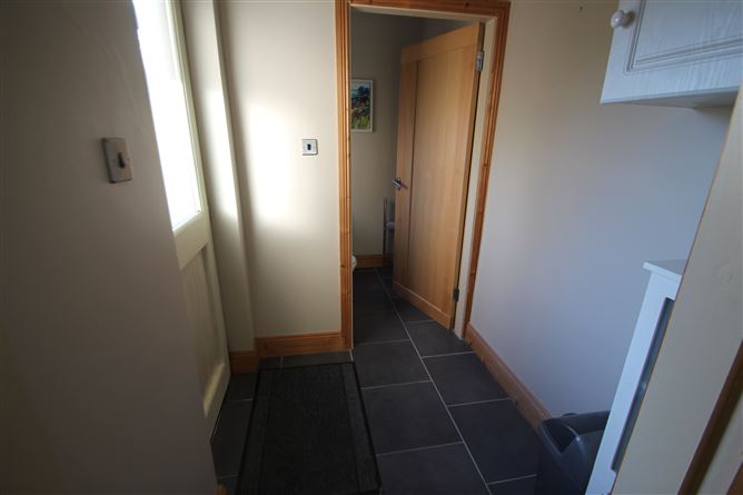 2 Droim an Óir, Kilmoney Road Upper, Carrigaline, Cork