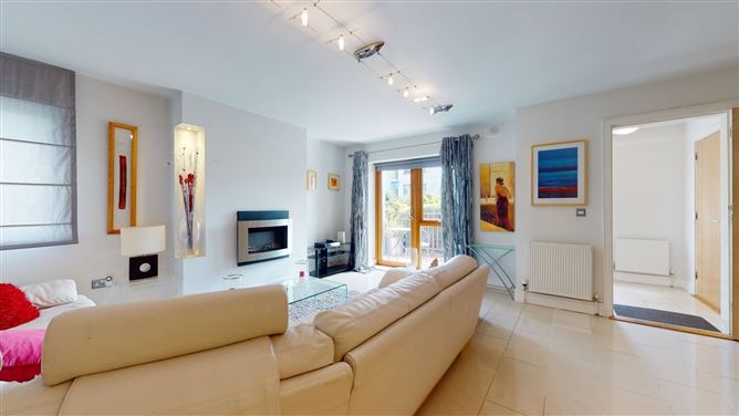 2 Brennanstown Square, Brennanstown, Cabinteely, Dublin 18