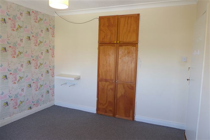 17, De Selby Lawns, Tallaght, Dublin 24