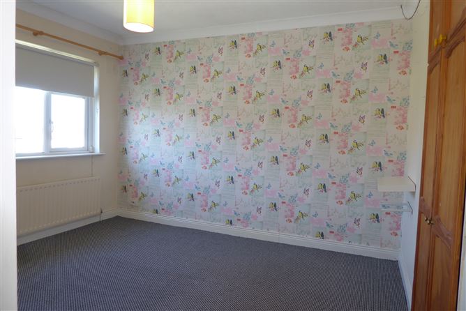 17, De Selby Lawns, Tallaght, Dublin 24