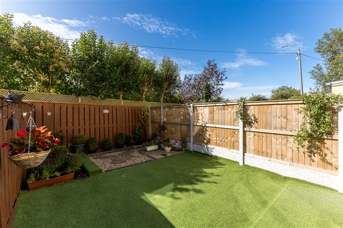 25 Lissadel Wood, Malahide, County Dublin