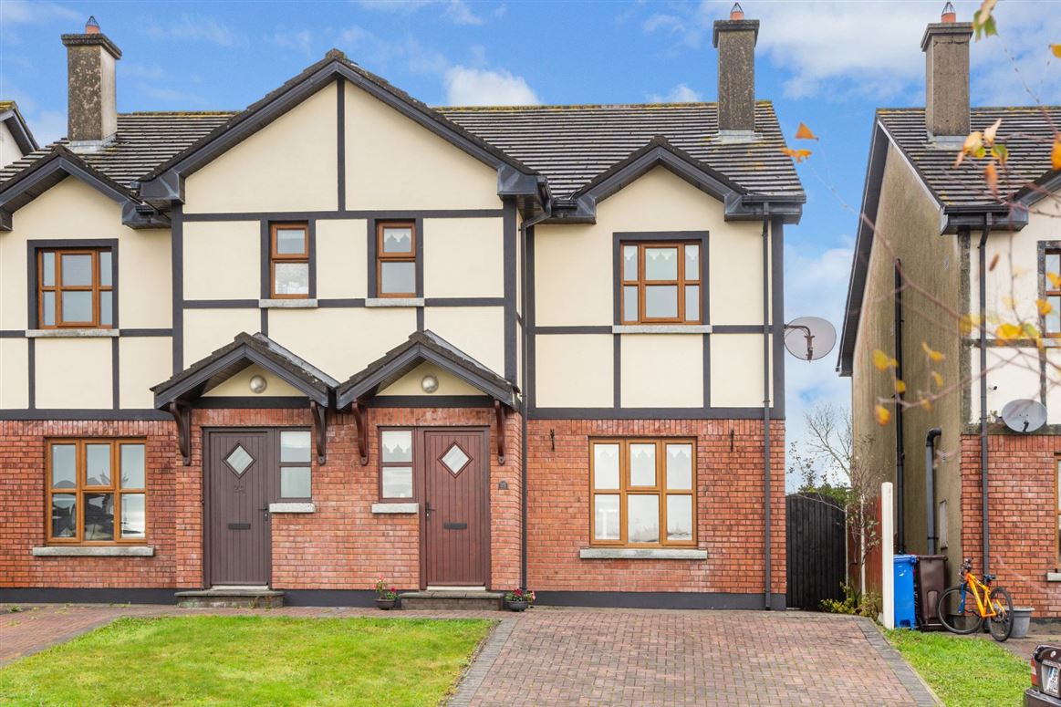 25 Castlepark, Castlerock, Bunclody, Co. Wexford
