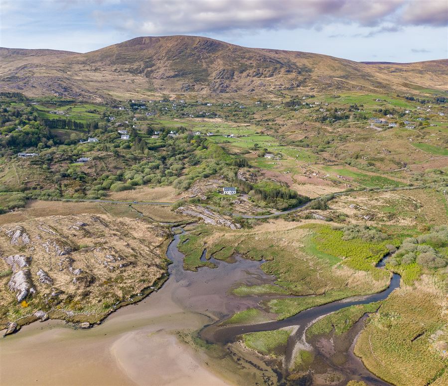 Derrynane Beg House, Caherdaniel, Co. Kerry, V23 KH48 Derrynane Beg House, Caherdaniel, Co. Kerry, V23 KH48