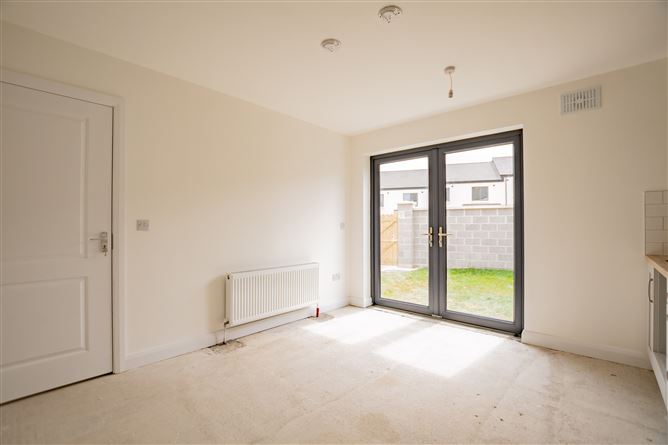 Photo 16 of 35 — 2 Bed End Terrace , White Linen Avenue, Longford Town, Co. Longford, Longford, Longford