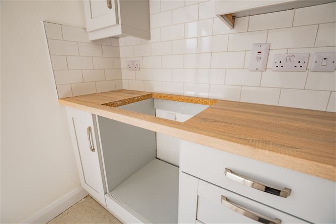 Photo 18 of 35 — 2 Bed End Terrace , White Linen Avenue, Longford Town, Co. Longford, Longford, Longford