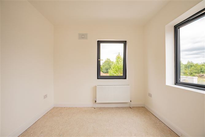 Photo 27 of 35 — 2 Bed End Terrace , White Linen Avenue, Longford Town, Co. Longford, Longford, Longford