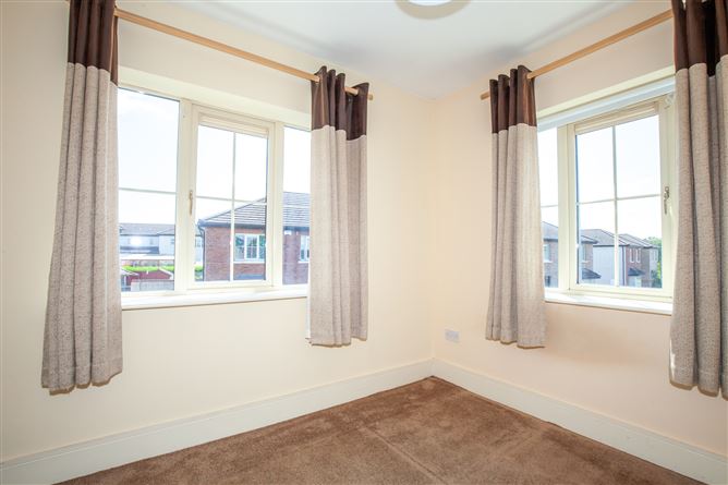 10 Cruise Park Avenue, Tyrrelstown, Dublin 15