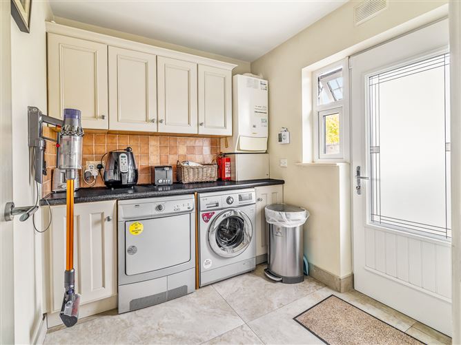 1 The Avenue, Liffey Hall, Newbridge, Kildare