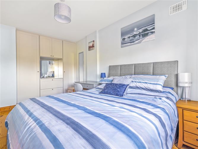1 The Avenue, Liffey Hall, Newbridge, Kildare