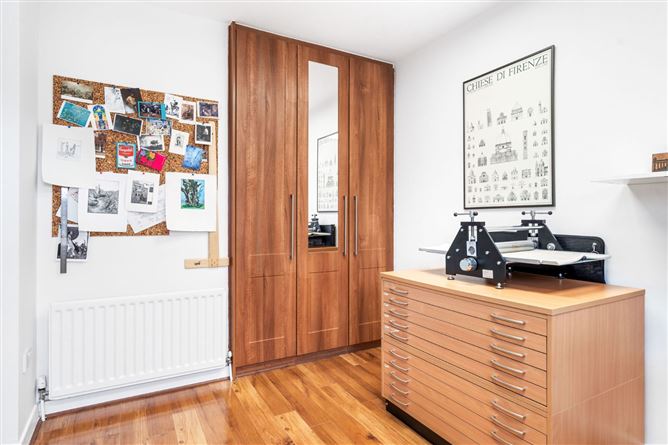 7 Brown Street South, Dublin 8