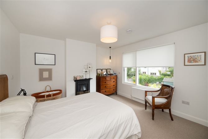 Castlegale, 21 Ardfallen Estate, Douglas, Cork