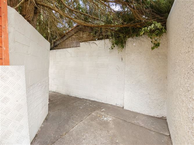 Photo 30 of 36 — 18 Drumcairn Avenue, Tallaght, Dublin 24