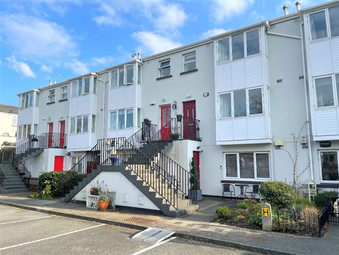 22 Village Weir, Lucan, Dublin