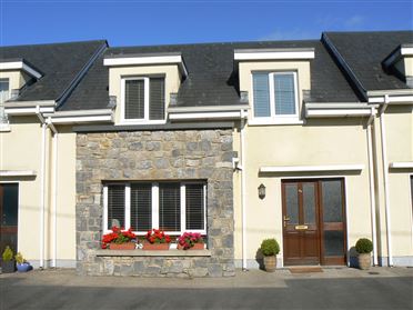 64 Sli an Chlairin, Athenry, Co. Galway