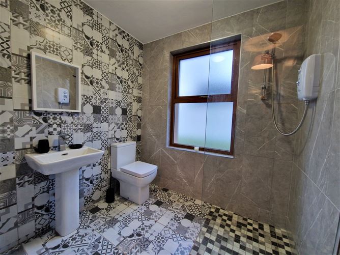 Lisduff, Irishtown, Claremorris, Co. Mayo