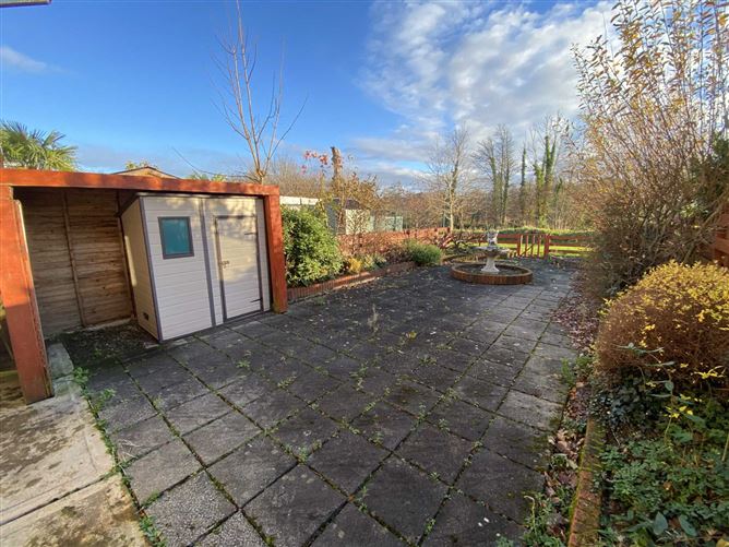 8 Lakeshore Marina, Killaloe, County Clare