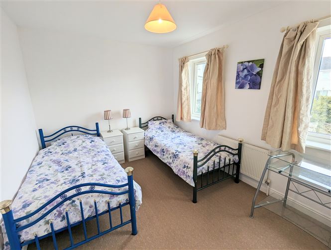27 Beechwood Court, Cluain Árd, Cobh, Cork