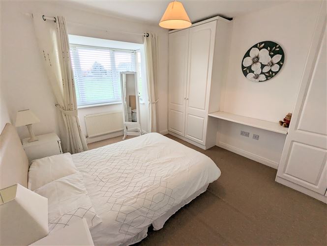 27 Beechwood Court, Cluain Árd, Cobh, Cork