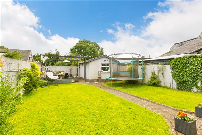 Swiss Cottage, 71 Waterstown Avenue, Palmerstown, Dublin 20