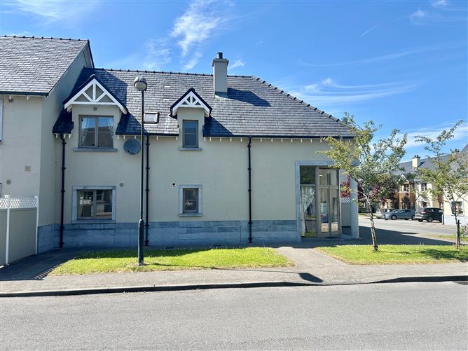 57 O`Carolan`s Court, Kilronan, Ballyfarnon, Roscommon