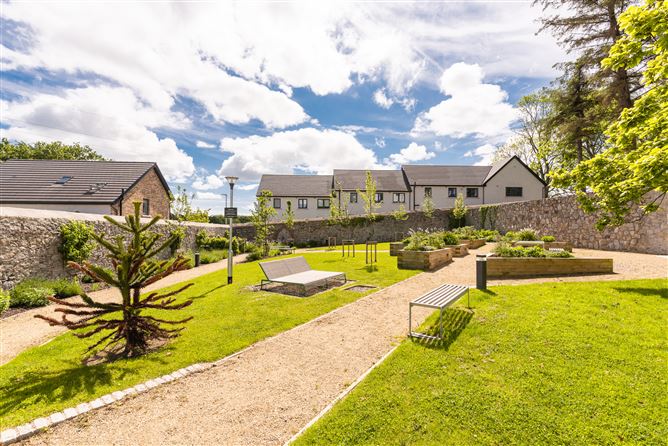 12 Rockville Avenue, Glenamuck Road, Carrickmines, Dublin 18
