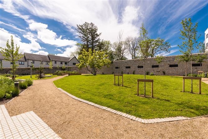 12 Rockville Avenue, Glenamuck Road, Carrickmines, Dublin 18