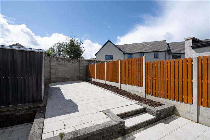12 Rockville Avenue, Glenamuck Road, Carrickmines, Dublin 18
